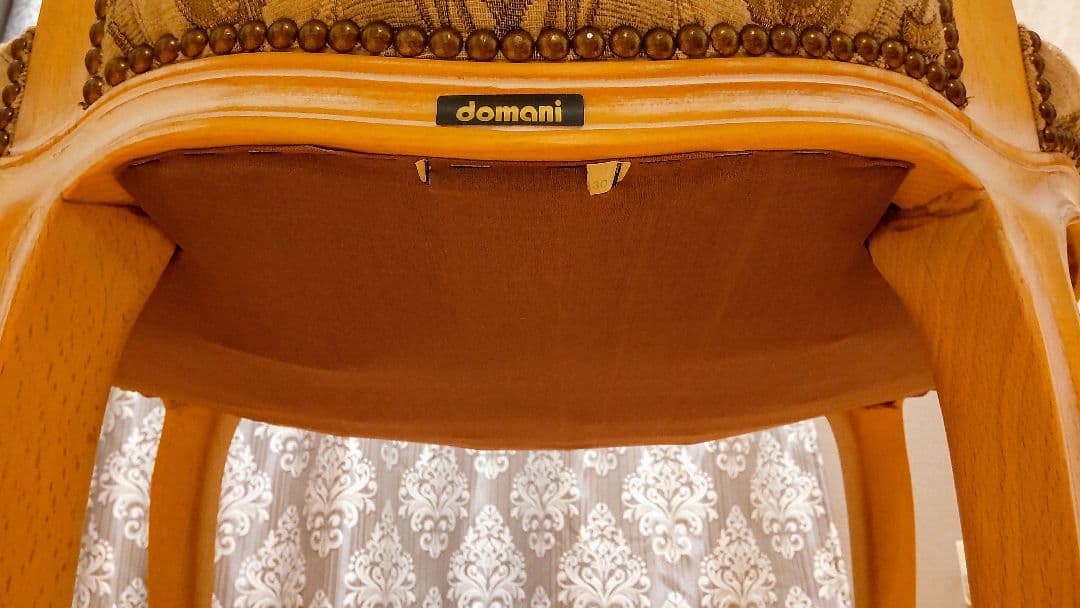 カリモク　ドマーニ　ルイ15　ダイニングチェア　CLR40