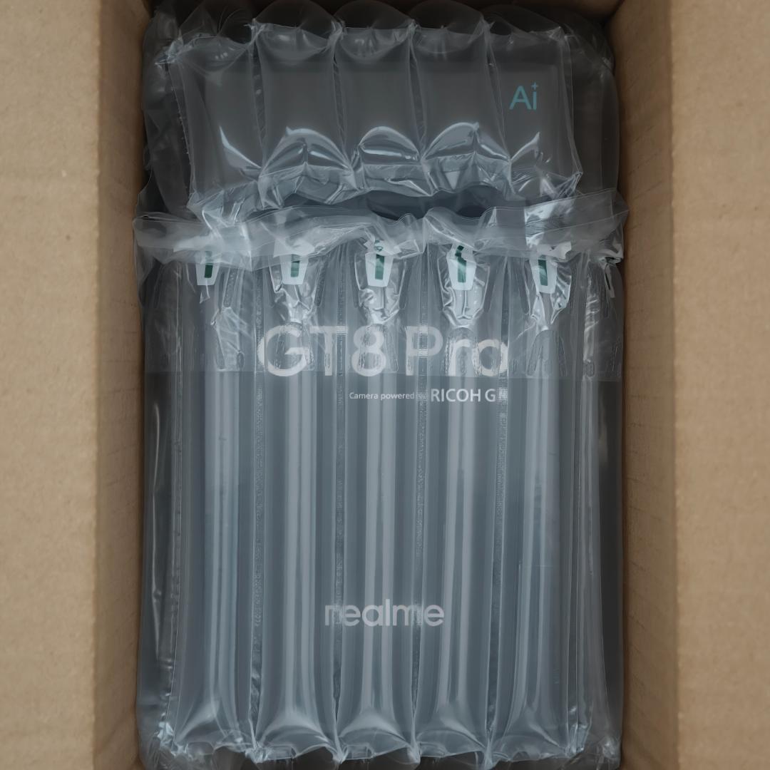 【新品未開封】Realme GT 8 Pro 16GB/512GB 中国版
