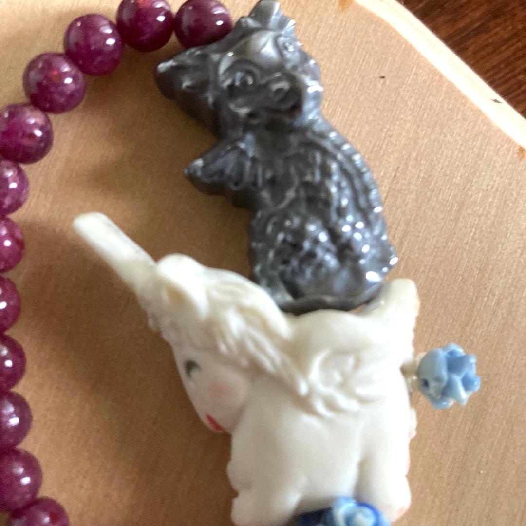 【種名　日本鹿の角】 オリジナル彫刻　⭐️銀の龍を背に乗せて♪⭐️ ドラゴン☆匿名☆