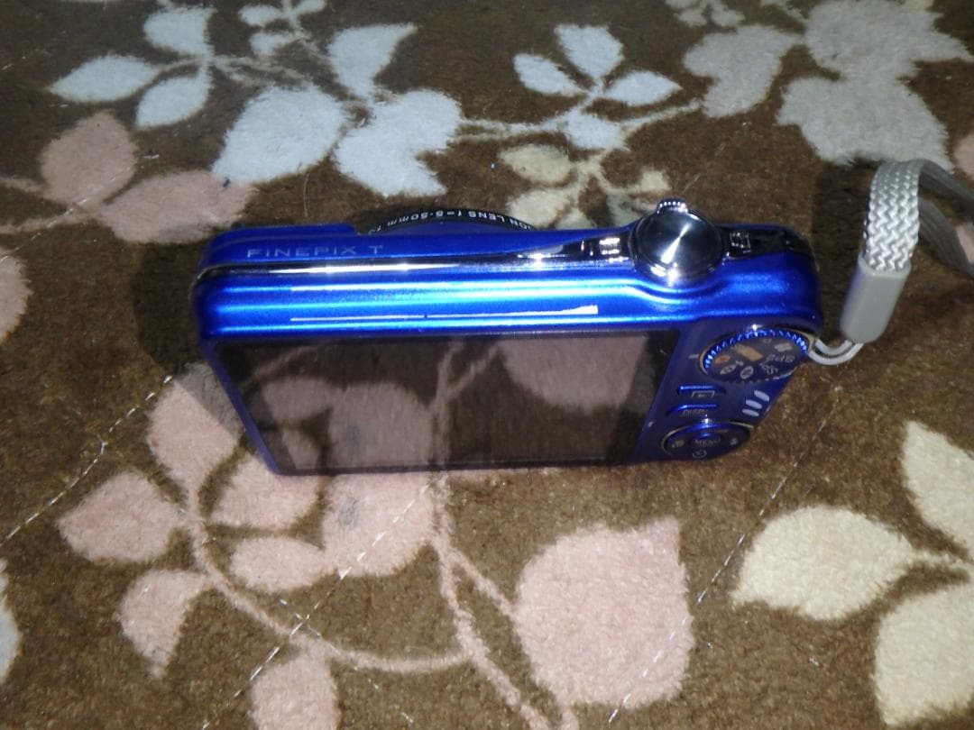 動作品 FUJIFILM T300 FinePix デジタルカメラ