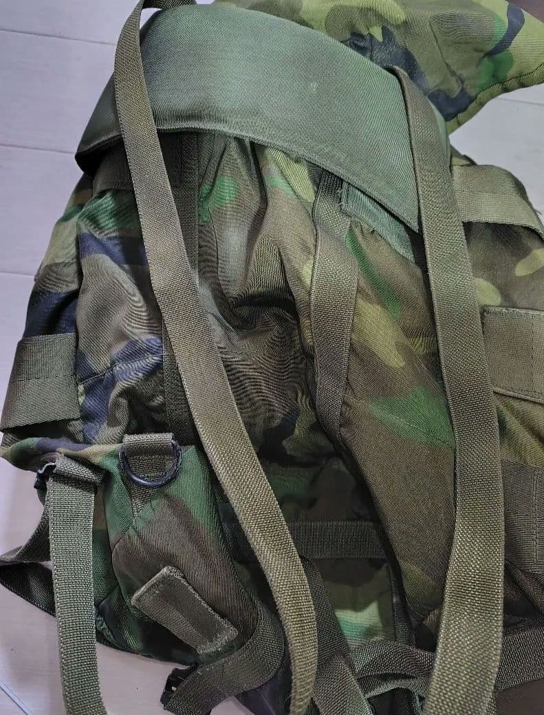 70年代 U.S 迷彩バックパック 実物 米軍 放出品 アメリカ USA