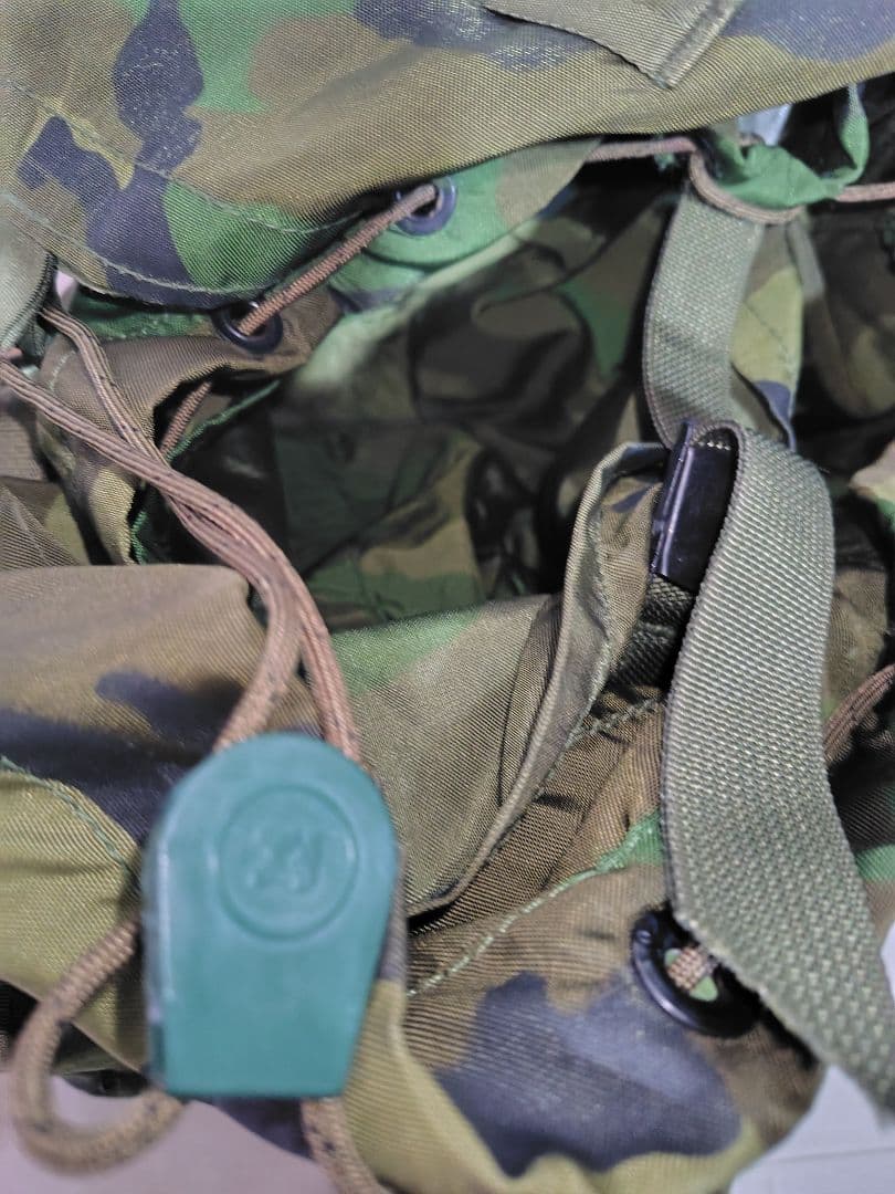 70年代 U.S 迷彩バックパック 実物 米軍 放出品 アメリカ USA