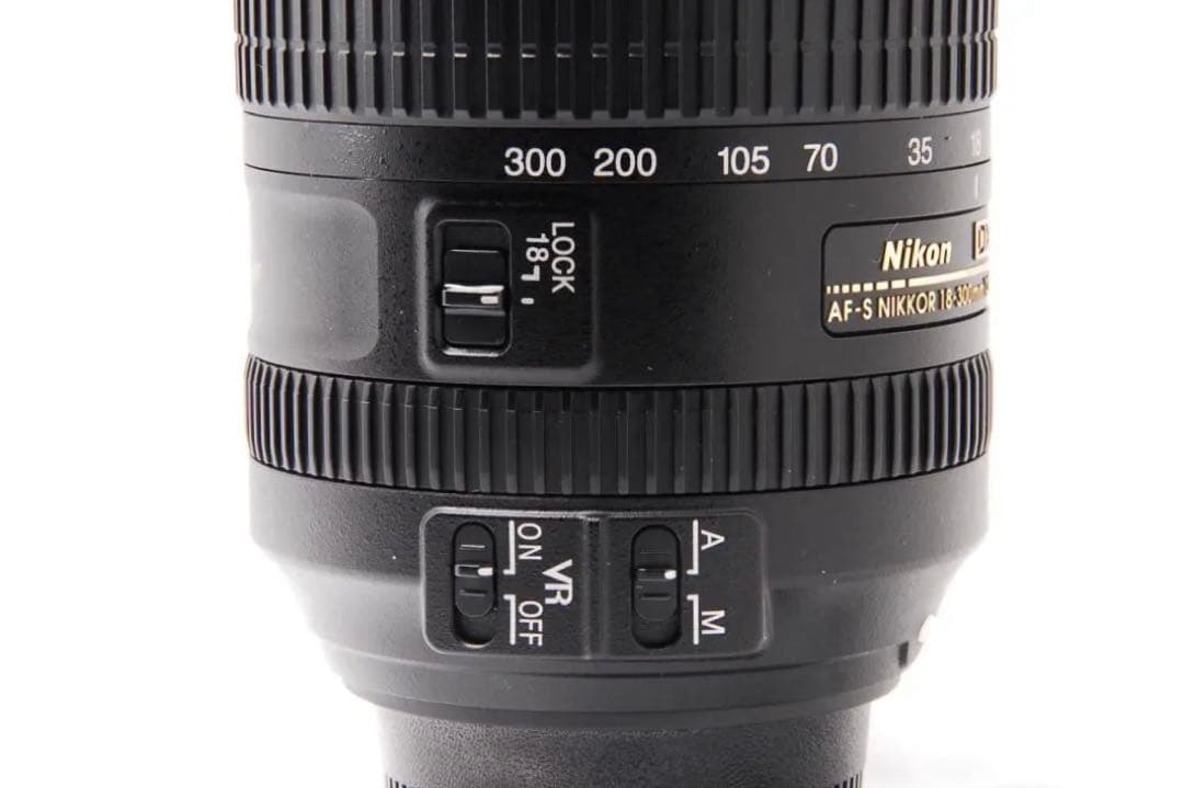 望遠レンズ ニコン AF-S 18-300mm VR レンズ 後期 旅行