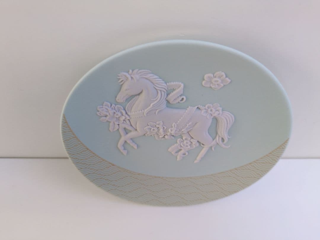◇訳あり◇完売品　ウェッジウッド　干支トレイ　馬