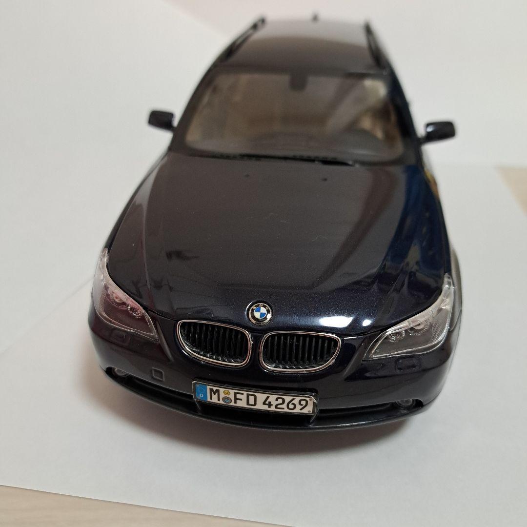 1/18☆京商 E61 BMW5シリーズ・ツーリング/モナコブルー・メタリック
