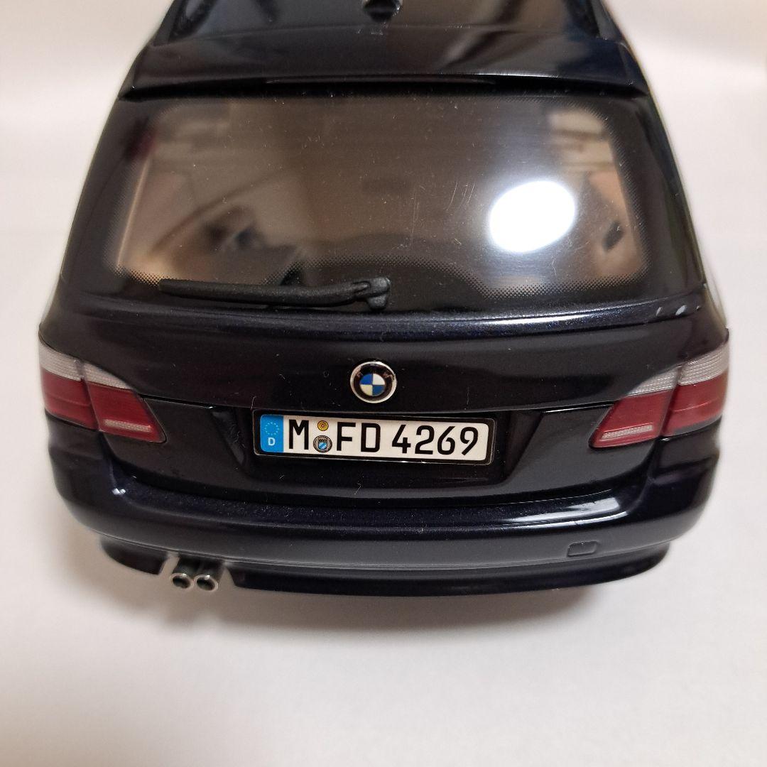 1/18☆京商 E61 BMW5シリーズ・ツーリング/モナコブルー・メタリック