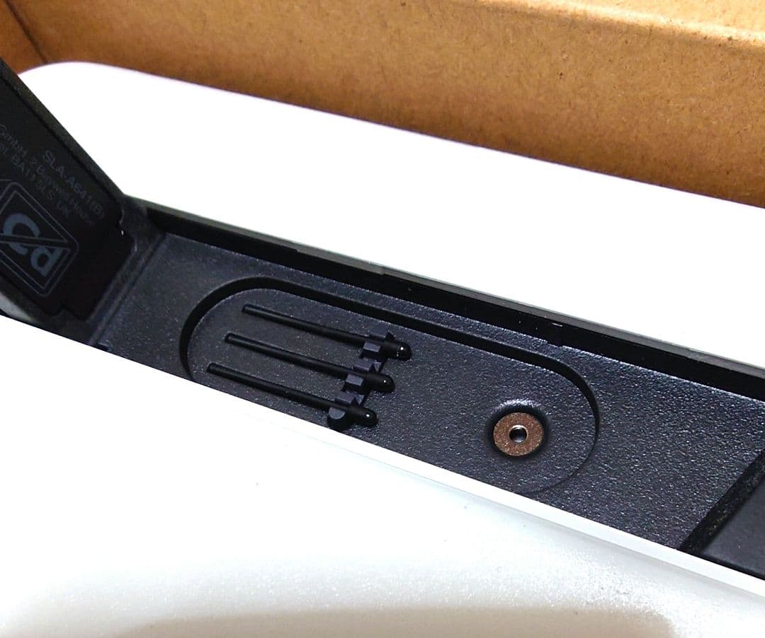 Wacom One 液晶ペンタブレット 13.3インチ DTC133W1D