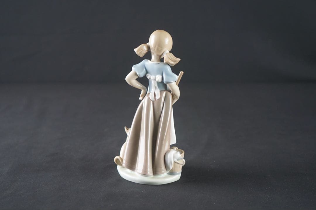 LLADRO リヤドロ いたずらな子猫