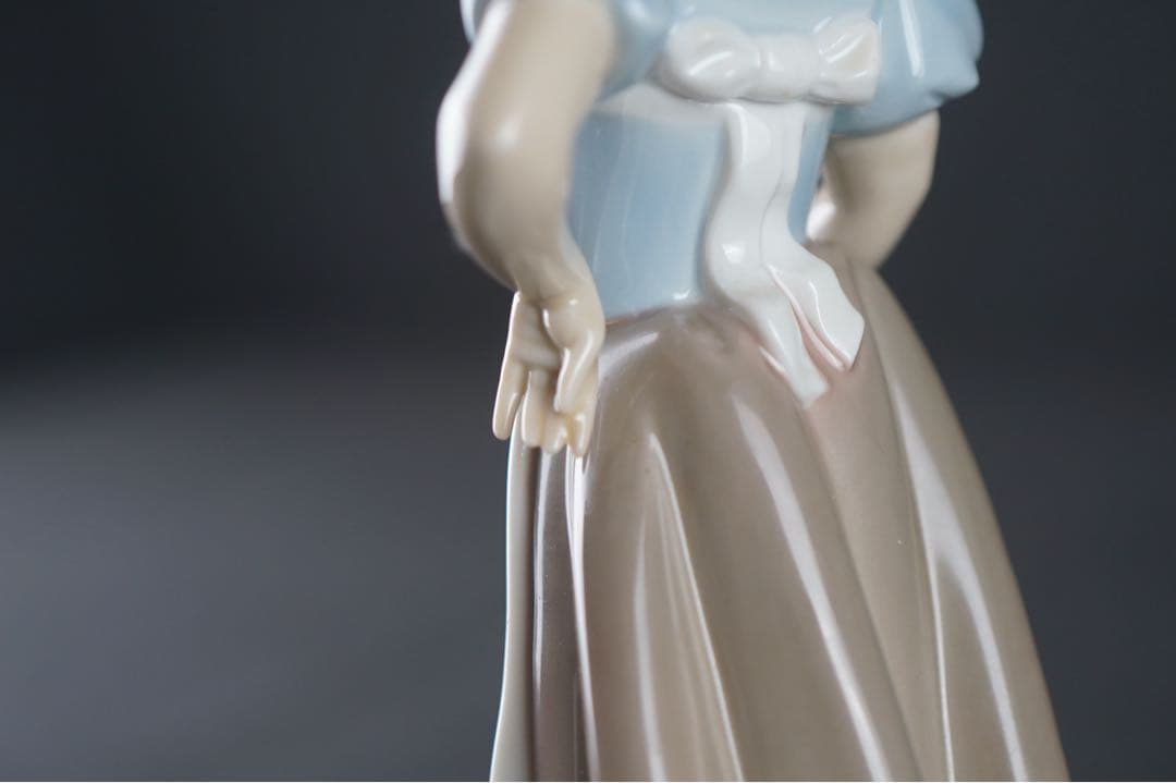 LLADRO リヤドロ いたずらな子猫