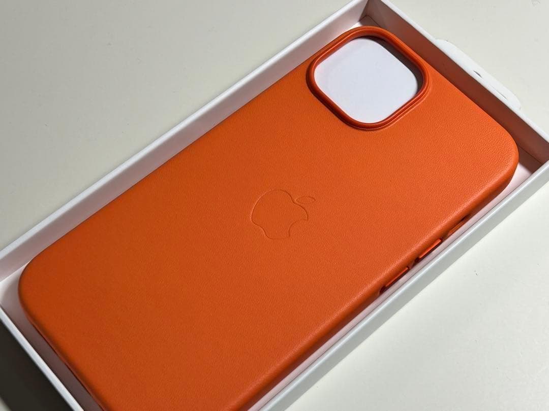 【新品】純正 iPhone 14 レザーケース・オレンジ①