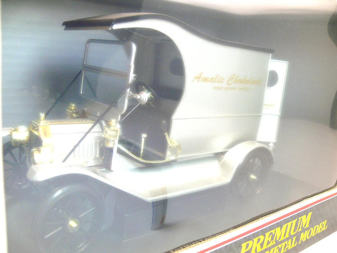 Ford Model T delivery truck フォードモデル 1/18