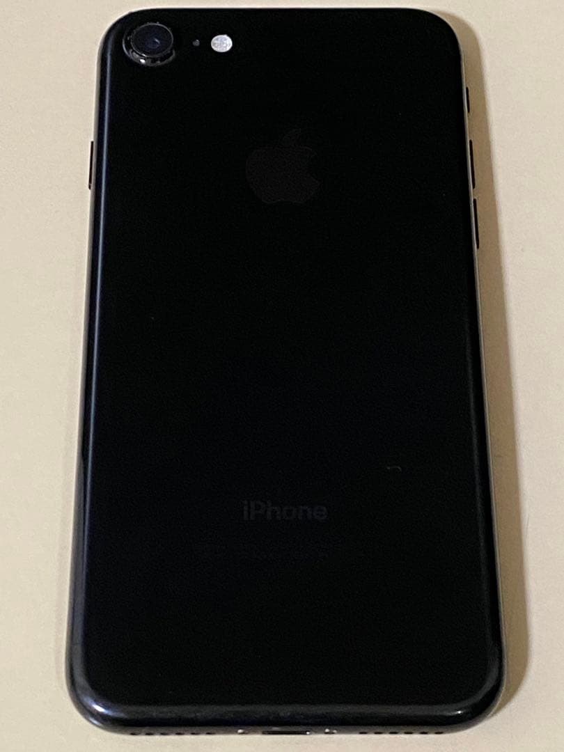 iPhone7 Jet Black 128GB SIMフリー
