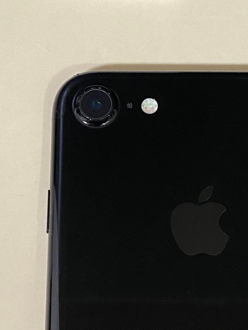 iPhone7 Jet Black 128GB SIMフリー