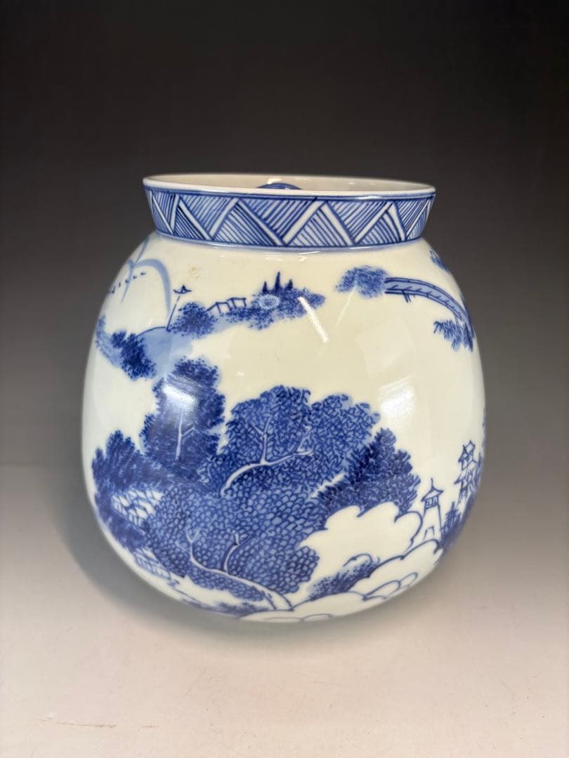 【中古品】茶道具　加藤藤城造　染付水指（共箱）