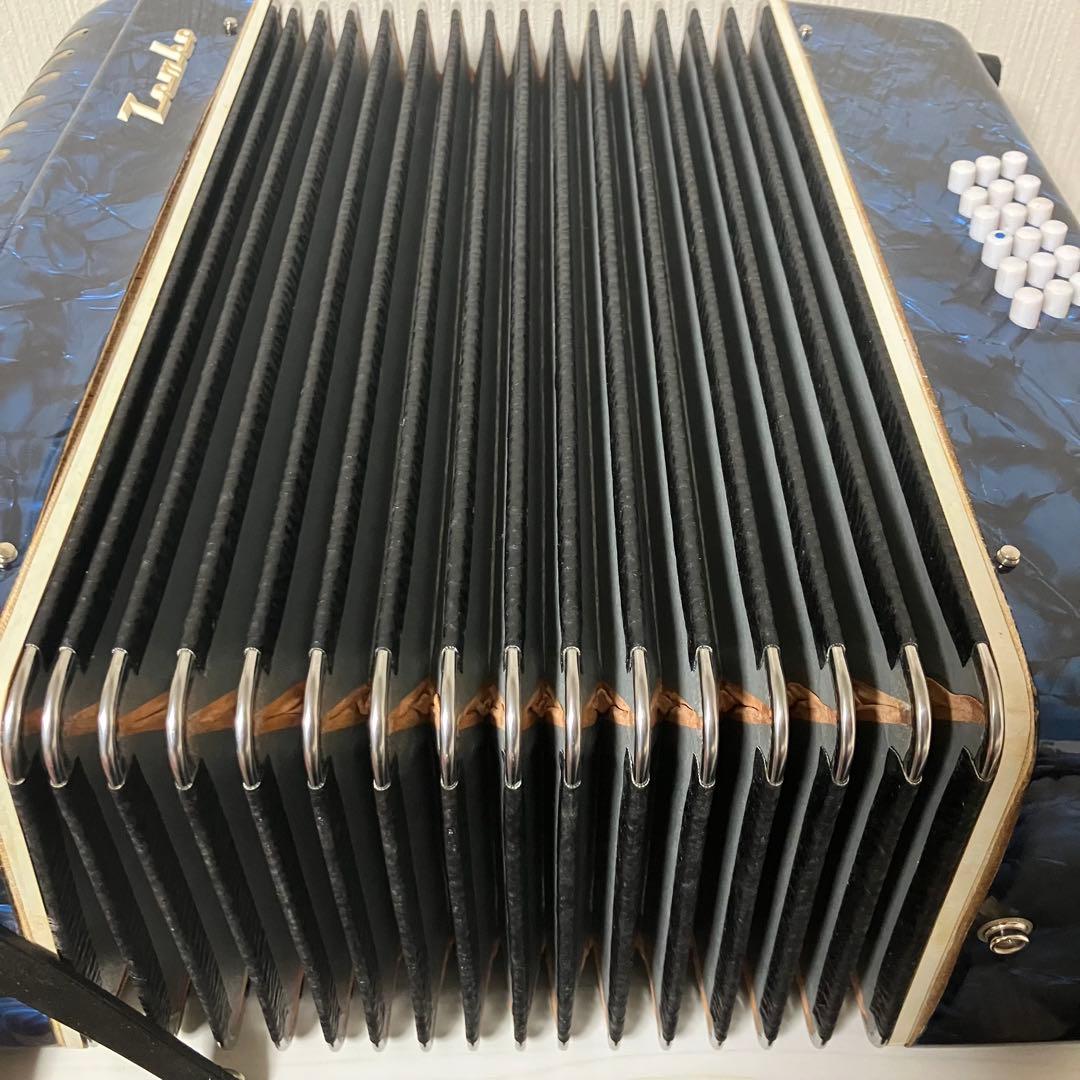 トンボ　TOMBO アコーディオン No.181 青 30鍵盤 ハードケース付き