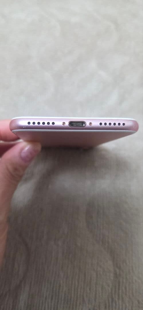 スマートフォン本体 Iphone7 32G