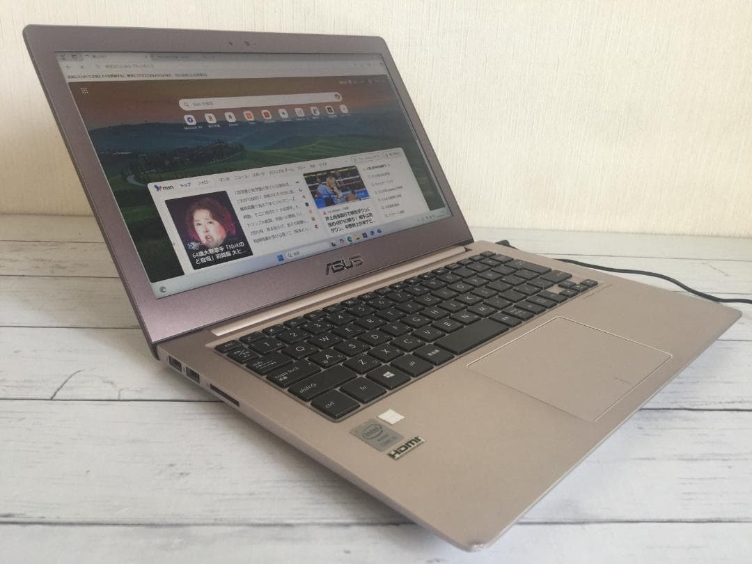 ASUS UX303L 13.3型TFT液晶　薄型・コンパクト ノートパソコン