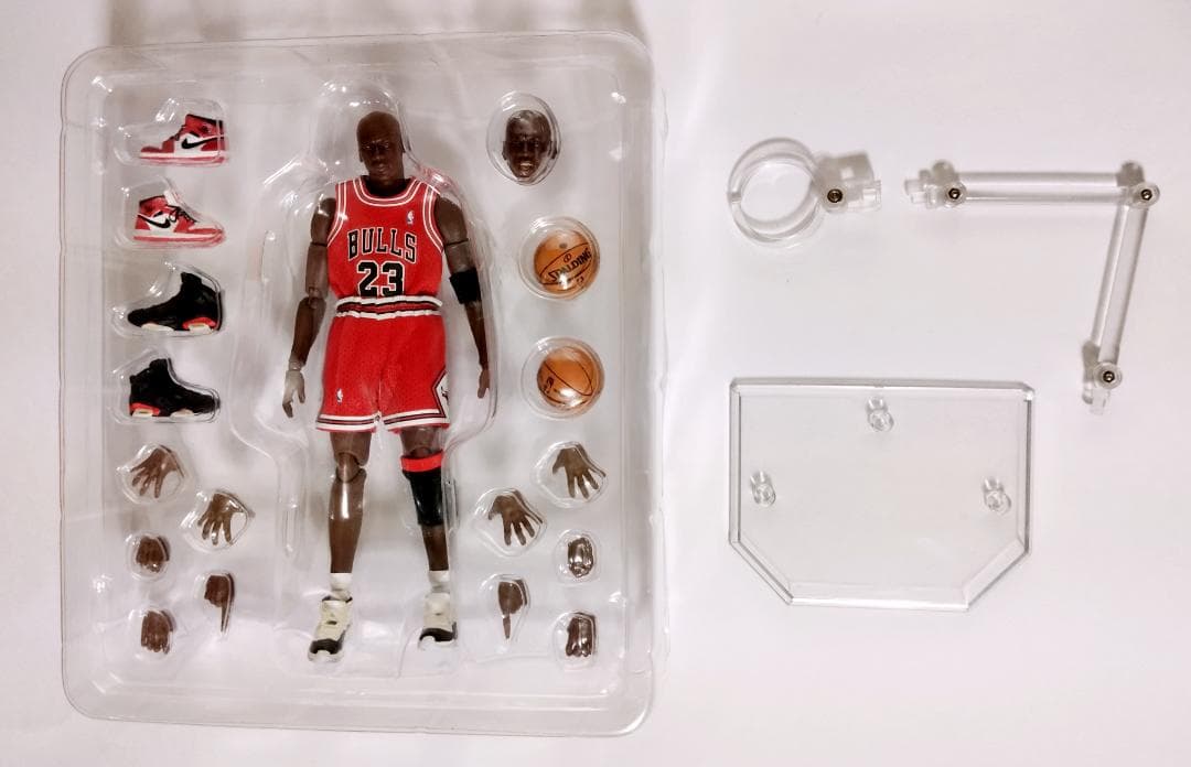 MAFEX マフェックス No.100 マイケル・ジョーダン　シカゴ・ブルズ