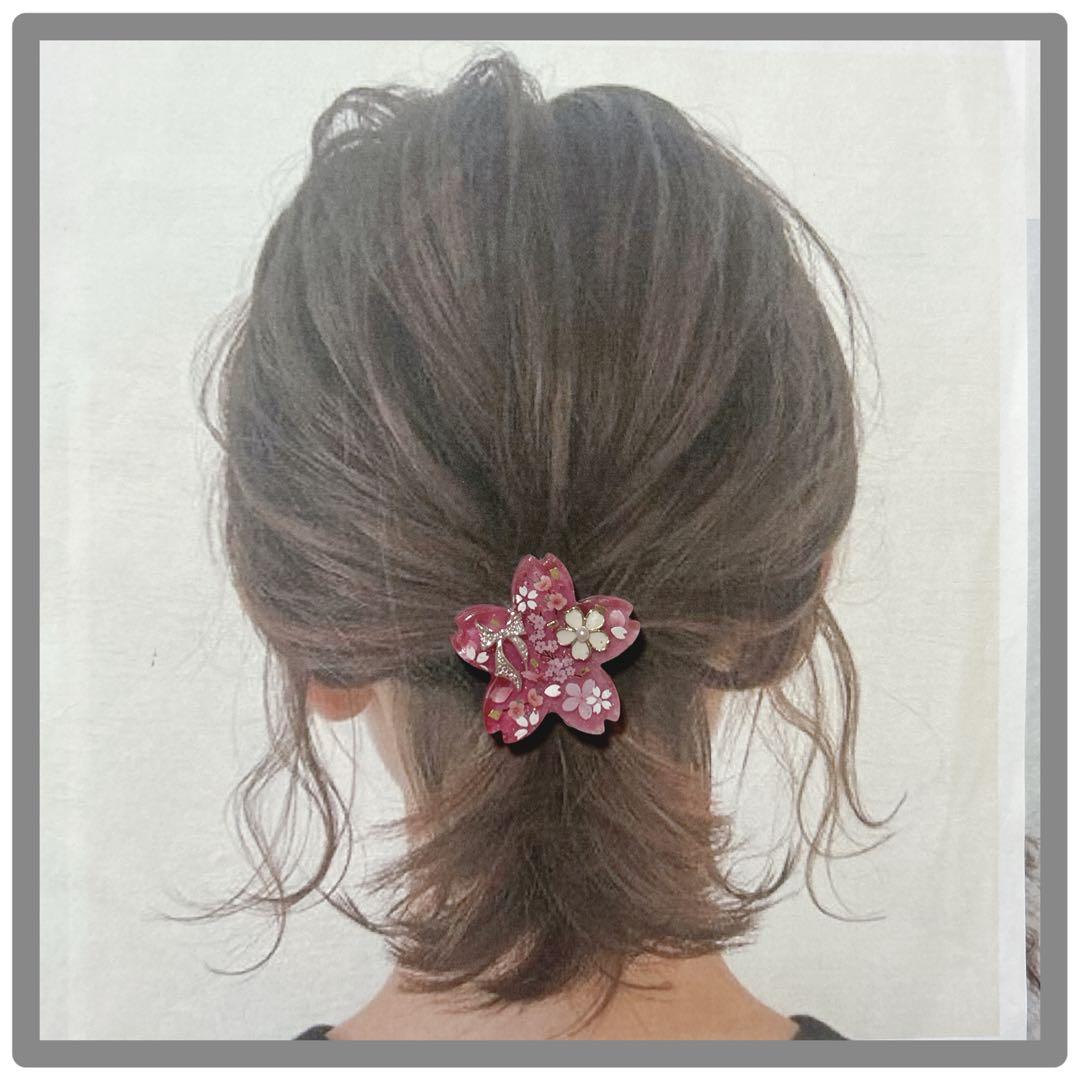 No 54❣️さくら型さくら模様の可愛いレジンヘアゴム❣️٩(๑❛ᴗ❛๑)۶❣️
