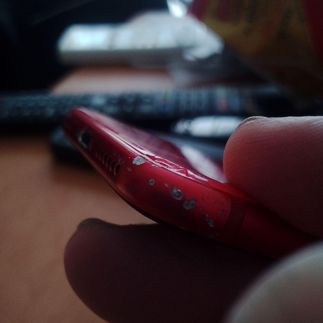 iPhone SE (第2世代) RED 本体 128GB simフリー