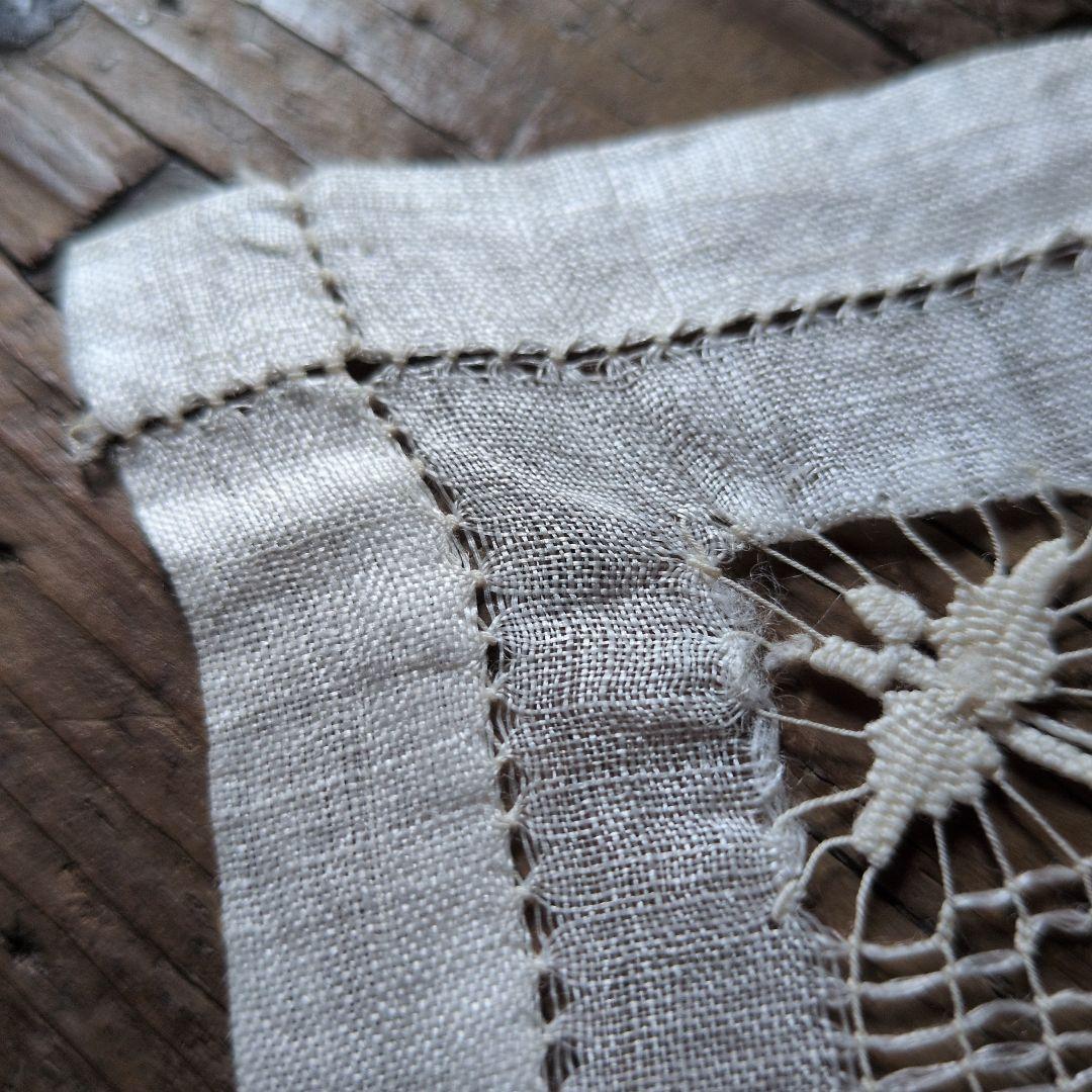 クリスマス前SALE！今日迄　希少フランスアンティーク　刺繍とレース編みドイリー