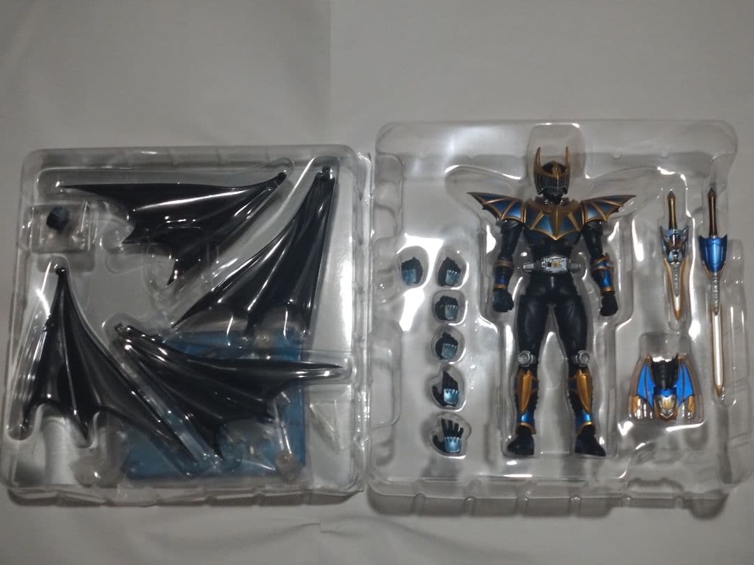 仮面ライダーナイトサバイブ