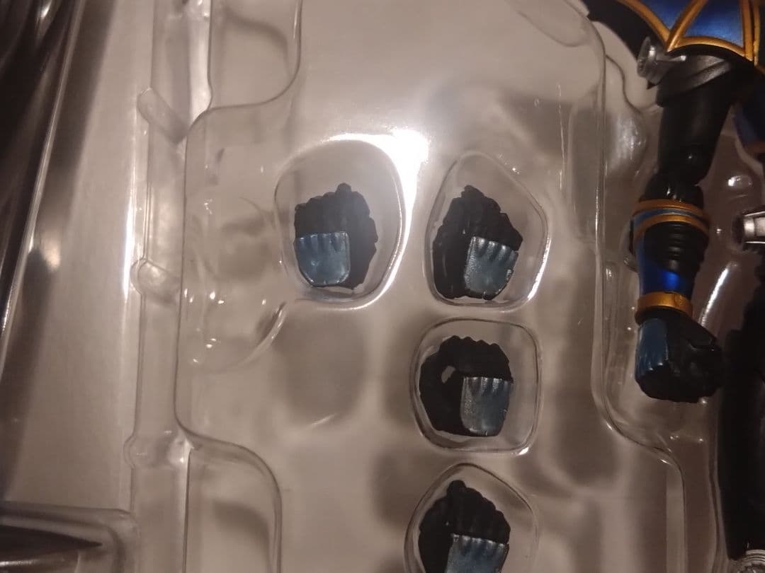 仮面ライダーナイトサバイブ