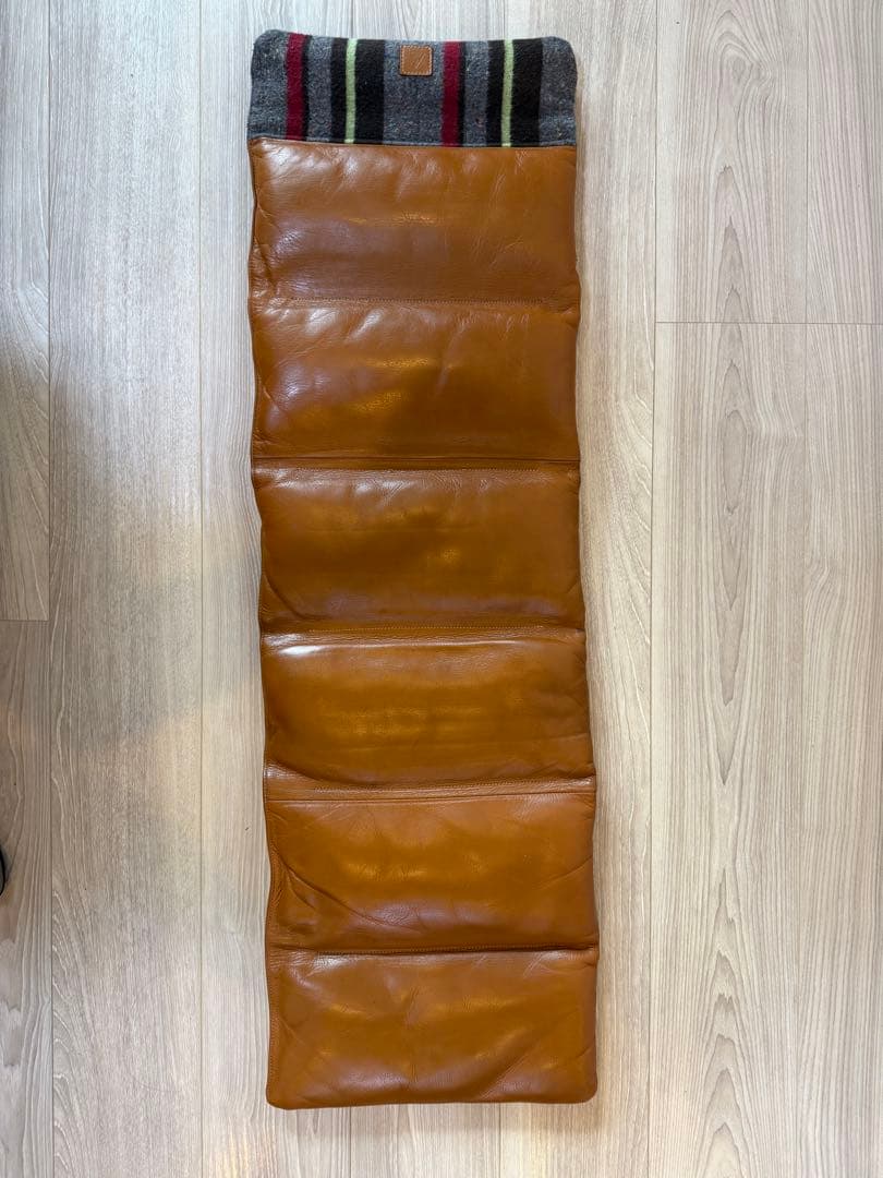 土屋鞄　ロールレザークッション