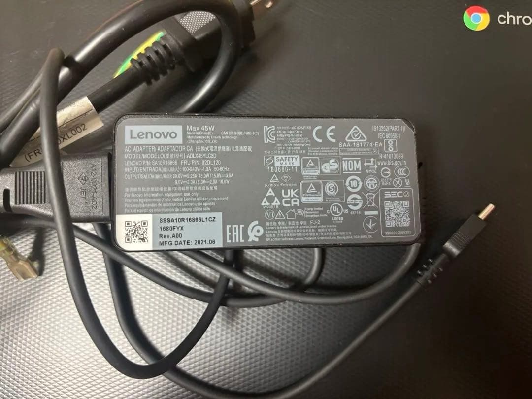 Lenovo 300e Chromebook 2nd gen ACアダプター付き