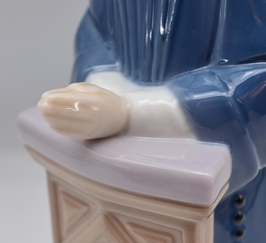 祈る尼僧／祈りのひと時　リヤドロ人形　２体セット　スペイン　光沢仕上げ　絶版