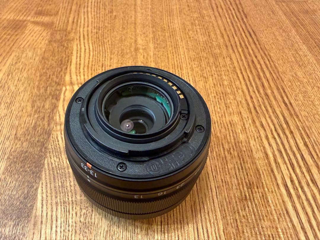 【新品未使用】富士フイルムXC13-33mm F3.5-5.6（フィルター付き）