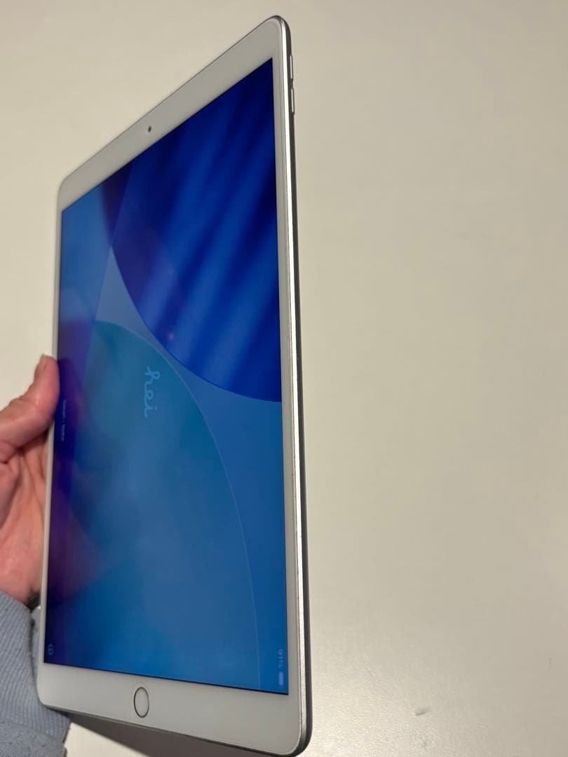 Apple iPad Air第3世代　64GB シルバー