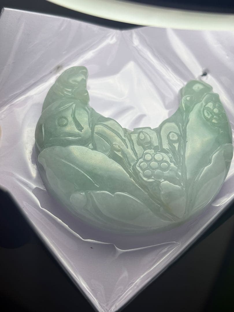 ミャンマー翡翠ペンダント(紐付)