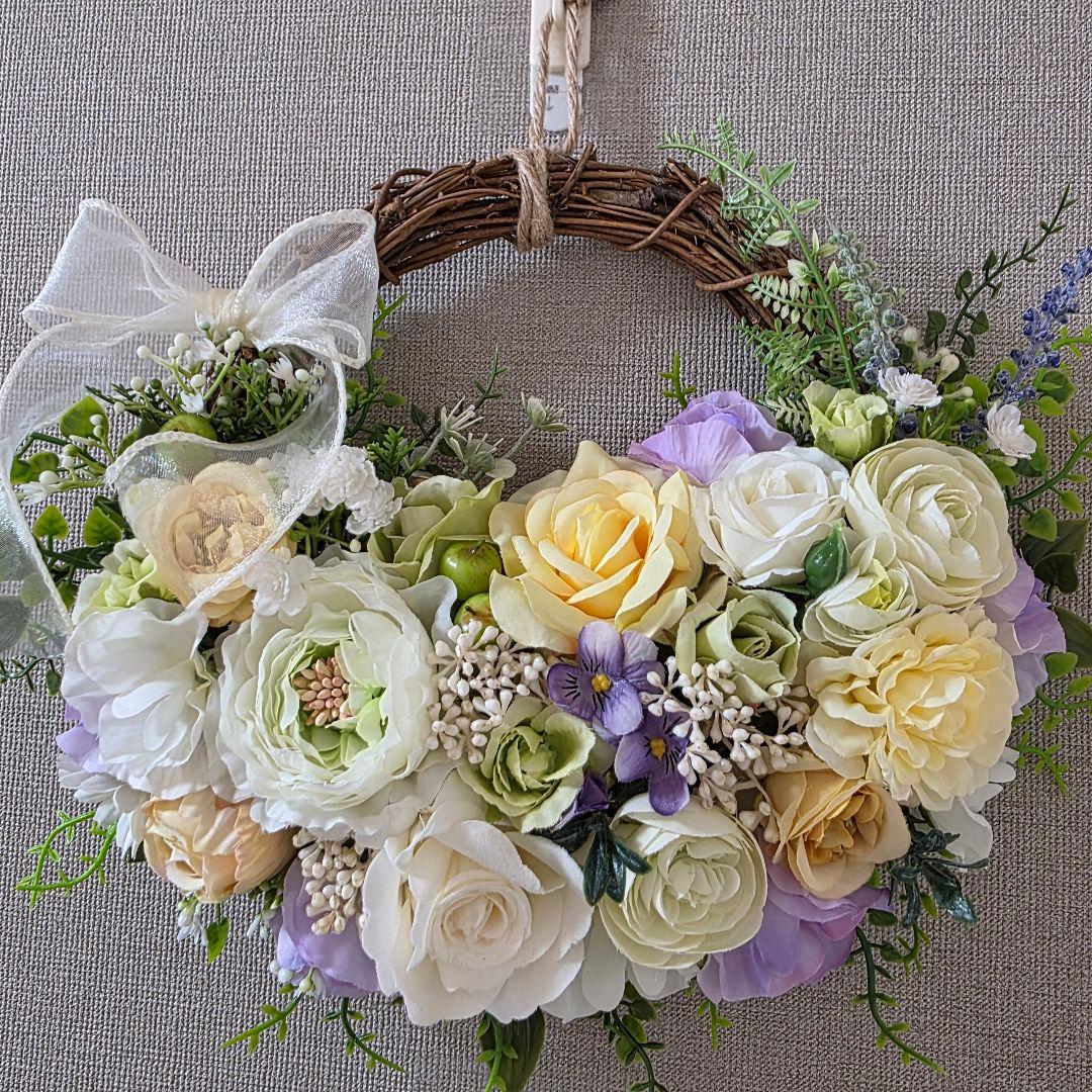 フラワーリース 春の足音5 咲き誇る花たちの花かご 玄関リース 造花