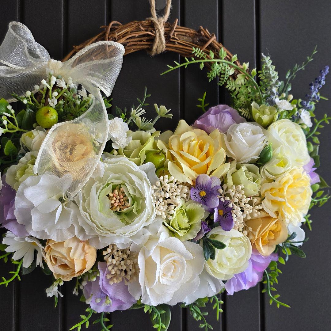 フラワーリース 春の足音5 咲き誇る花たちの花かご 玄関リース 造花