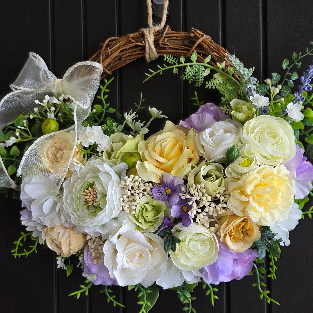 フラワーリース 春の足音5 咲き誇る花たちの花かご 玄関リース 造花