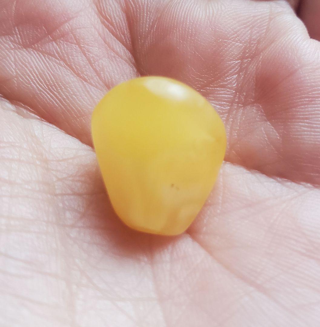 天然琥珀蜜蝋三通穴あきビーズ