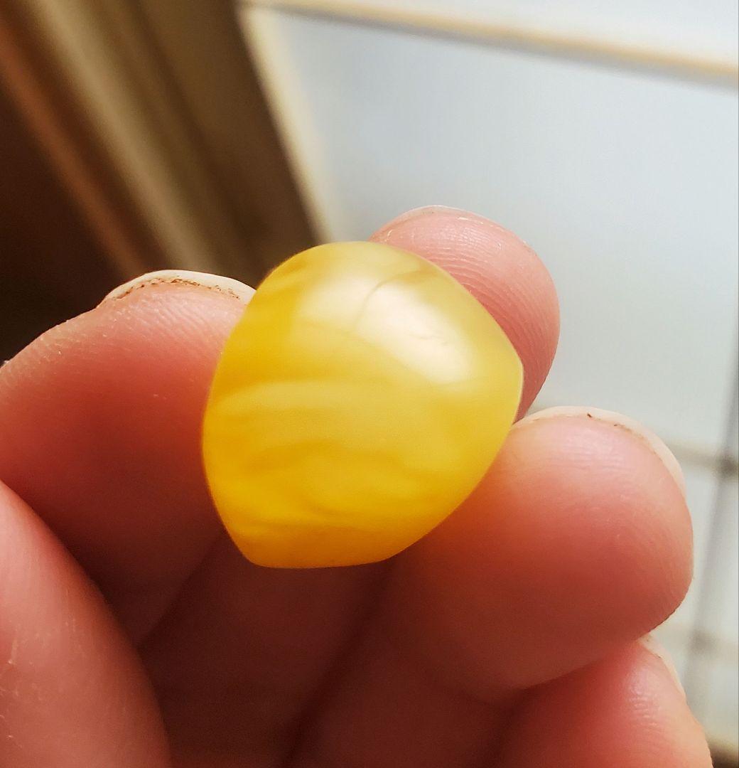 天然琥珀蜜蝋三通穴あきビーズ