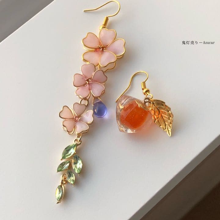 レジン鬼灯のオルゴナイトとしだれ桜　ピアス　イヤリング　和装小物