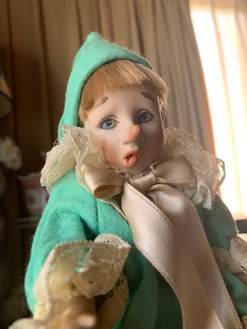 イタリア人形　ビンテージビスクドールのピノキオ人形イケメンなんです！色も綺麗！