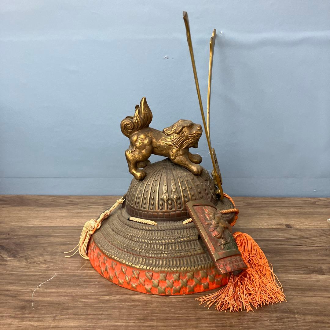 E-壁 特大 兜飾り 置物 鍬形 獅子 金色 五月人形 端午の節句 飾り物