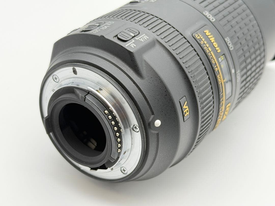 レンズ(ズーム) Nikon DX 18-300mm f/3.5-5.6G ED VR