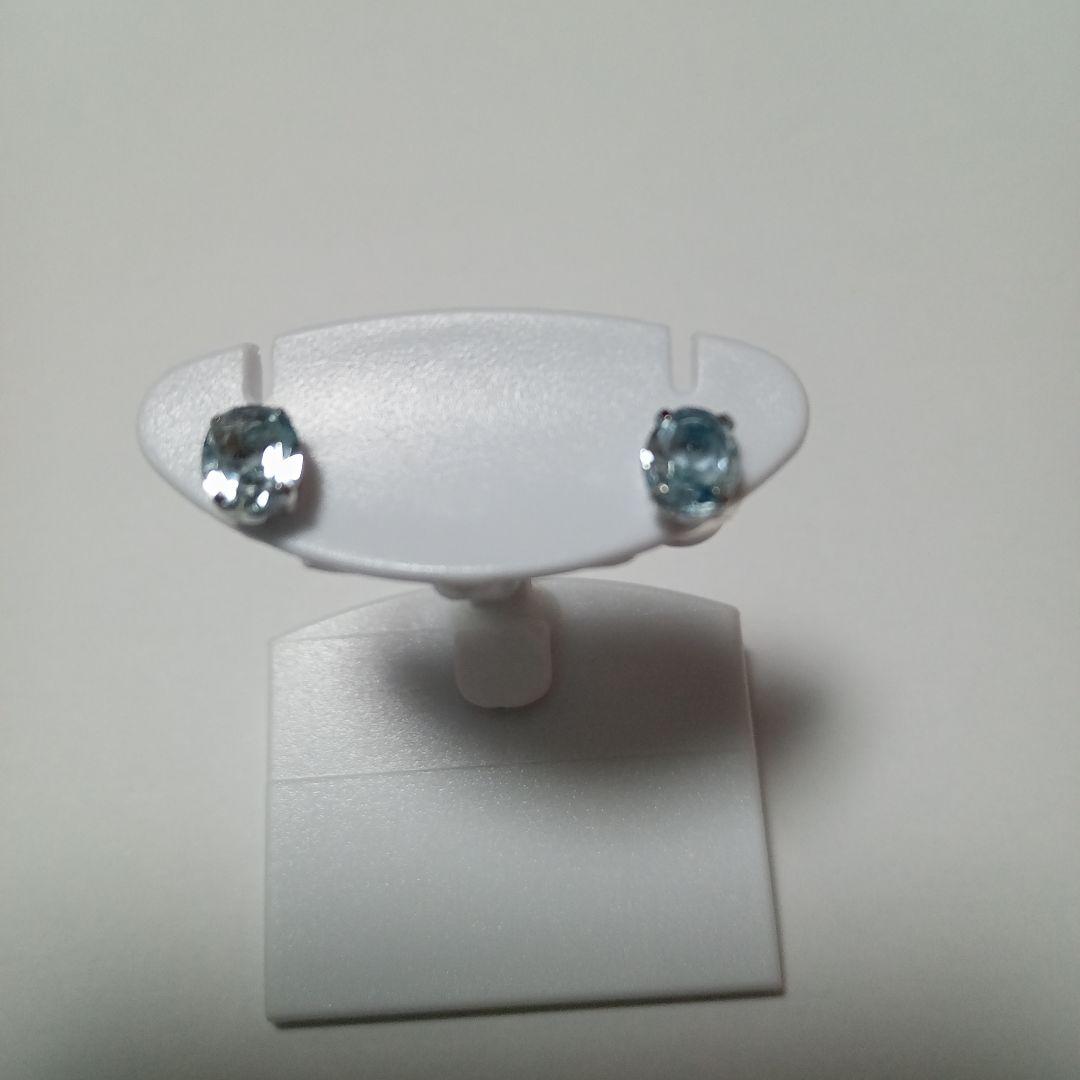 K18WGアクアマリン ピアス