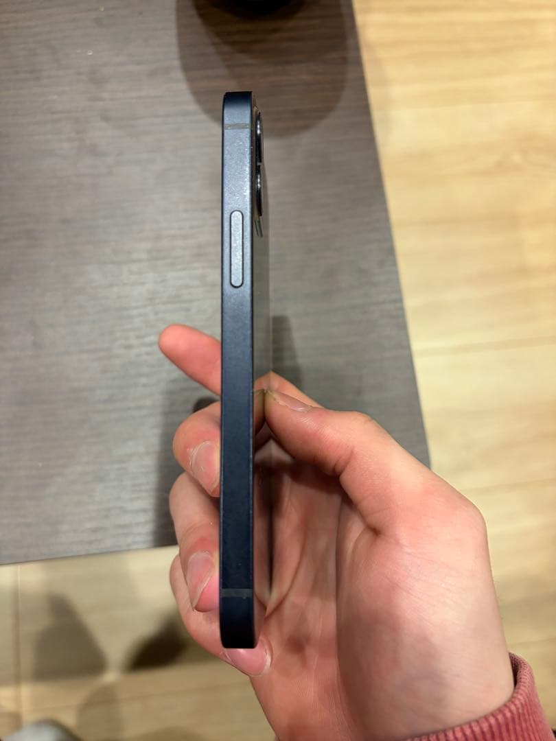 スマートフォン本体 黒 12ミニ