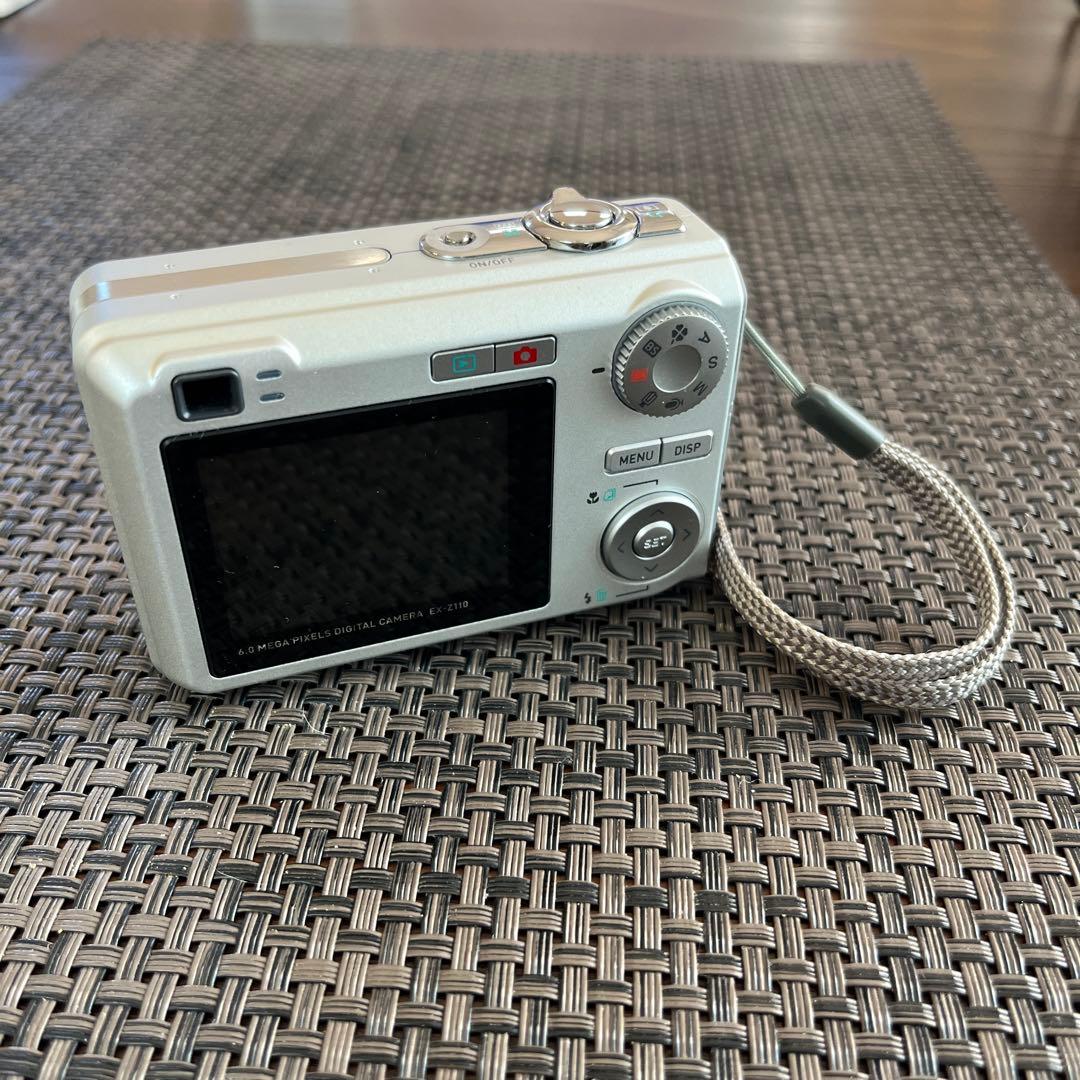 CASIO カシオ EX-Z110 コンデジ デジカメ カメラ 乾電池式