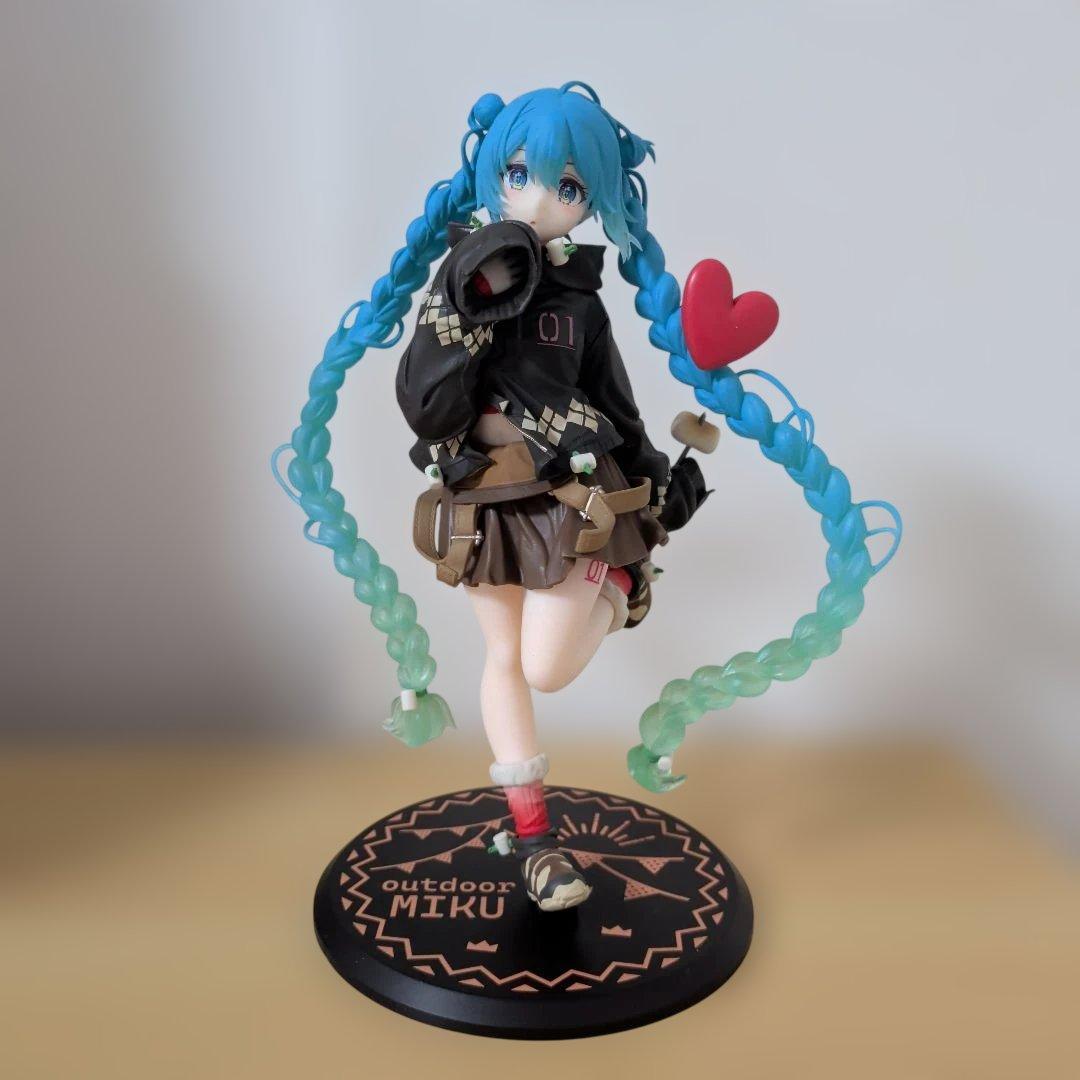 美少女フィギュア　７体セット　初音ミク　アルベド　ToLOVEる　桜ミク