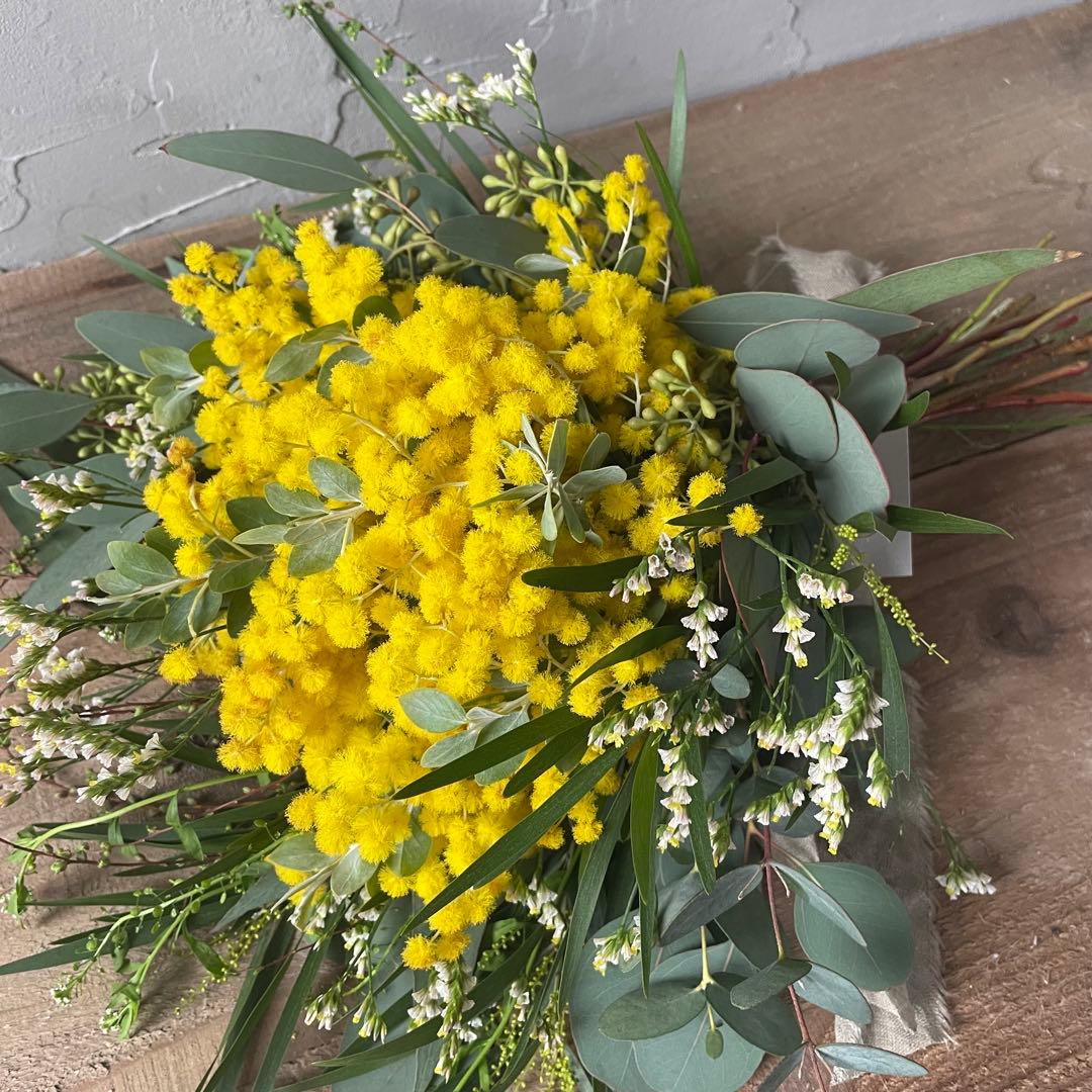 6.ミモザスワッグ