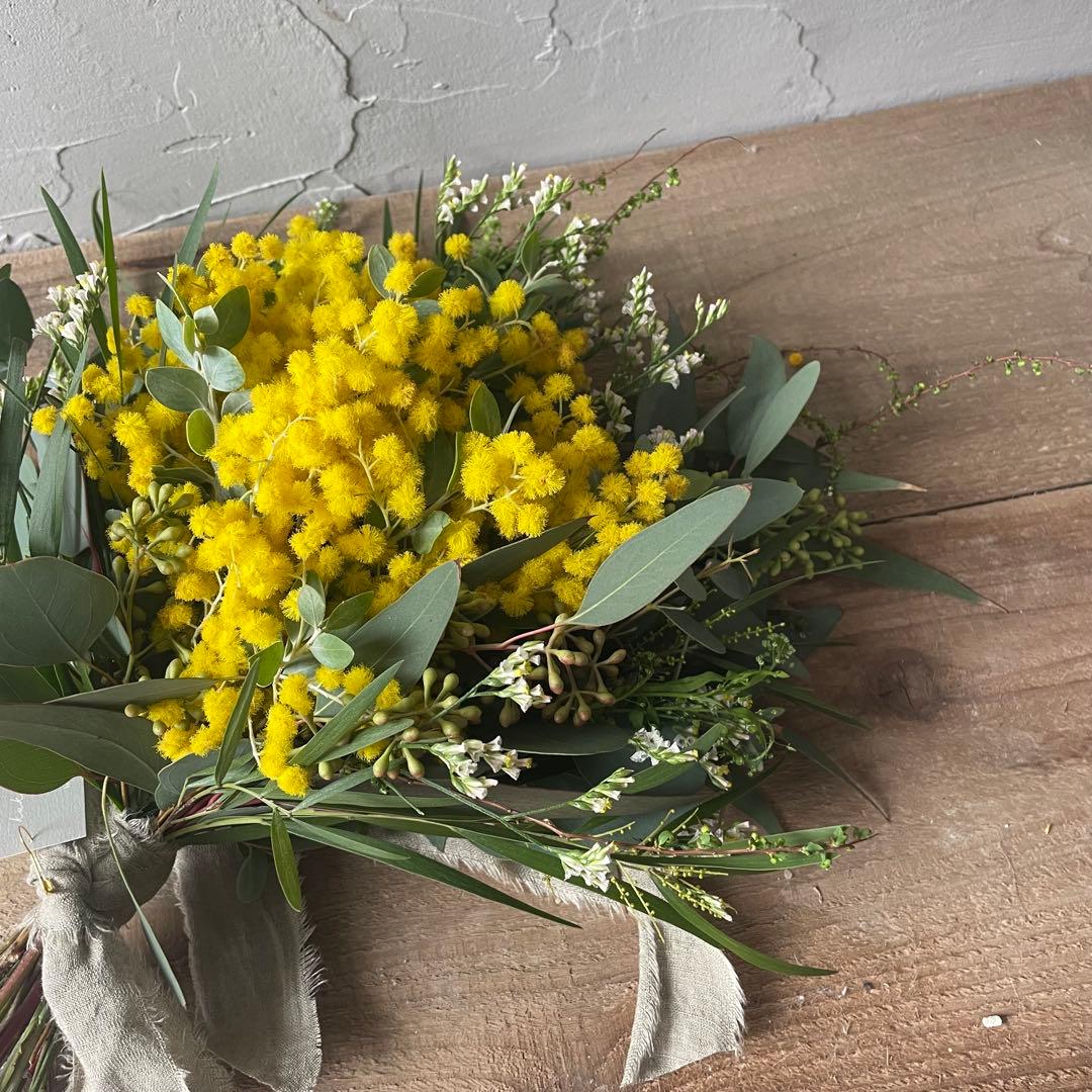 6.ミモザスワッグ