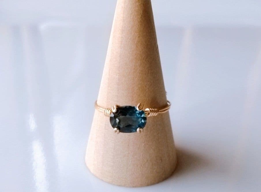 Kgf14 宝石ルース ロンドンブルートパーズ ファセット 爪留め リング