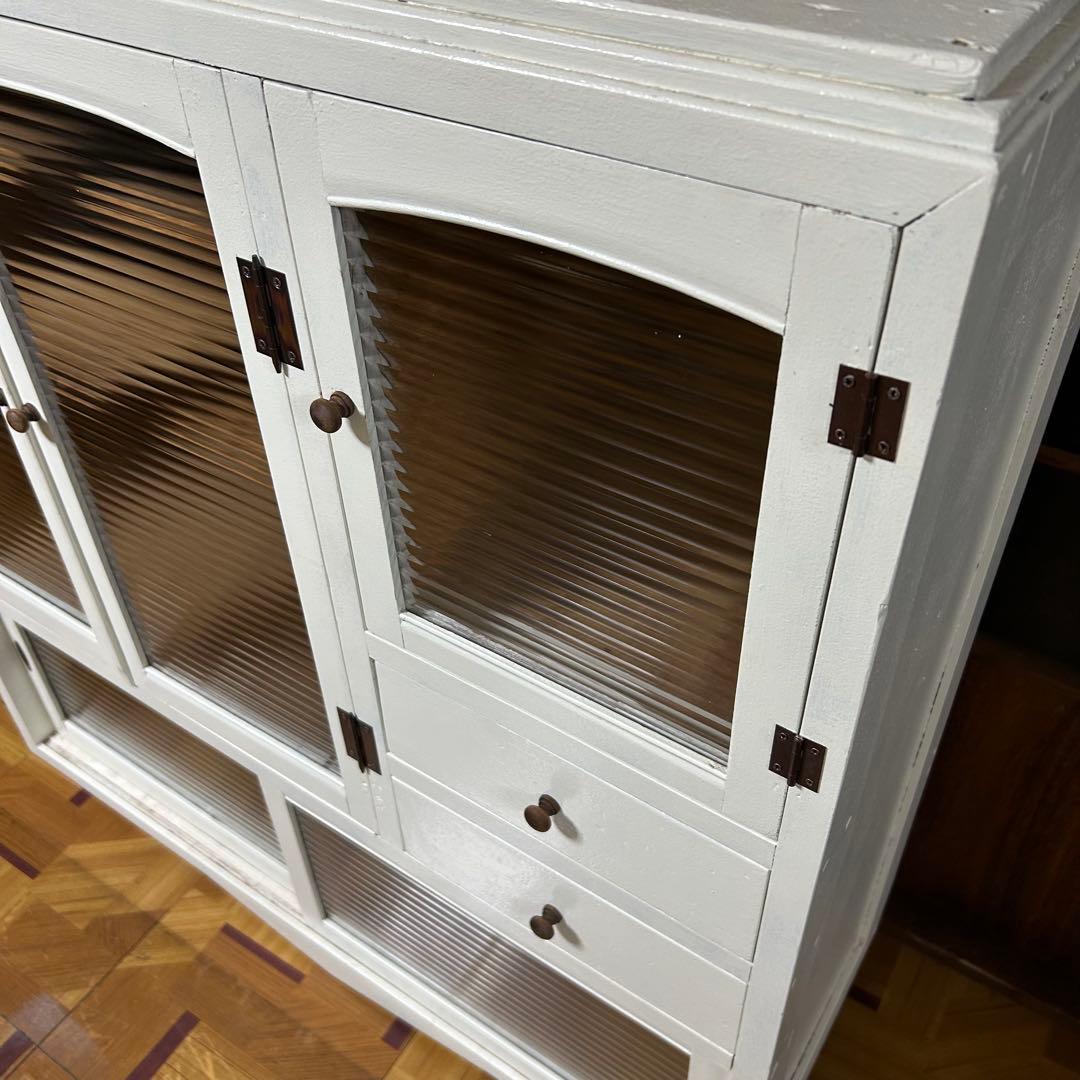 リペイント　古家具　戸棚